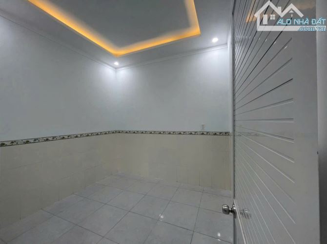 Nhà góc 2 MT đẹp, gần trường Trấn Biên, đường nhựa 6m thông chỉ 3,5 tỷ - 2
