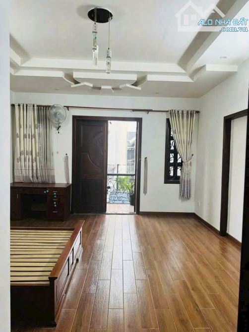 Cô Mai về hưu bán nhà hẻm xe hơi 8m Nguyễn Đình Chiểu, Quận 1. Giá chốt 7 tỷ 570/ 4mx16,8m - 2