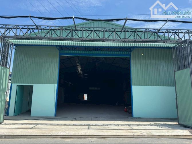 Cho thuê 2 xưởng 400 và 600m2. Gần UBND xã XTS. Hocmon - 2