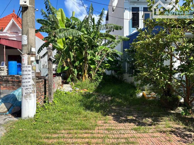 Siêu phẩm 100m2 ngang 5m trục chính Tân Thành,Dương Kinh dân cư đông đường rộng 23m. - 2