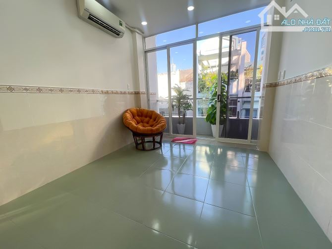 NHÀ ĐẸP Q.1 HXH THÔNG TRẦN HƯNG ĐẠO CHỈ NHỈNH 9 TỶ - 2