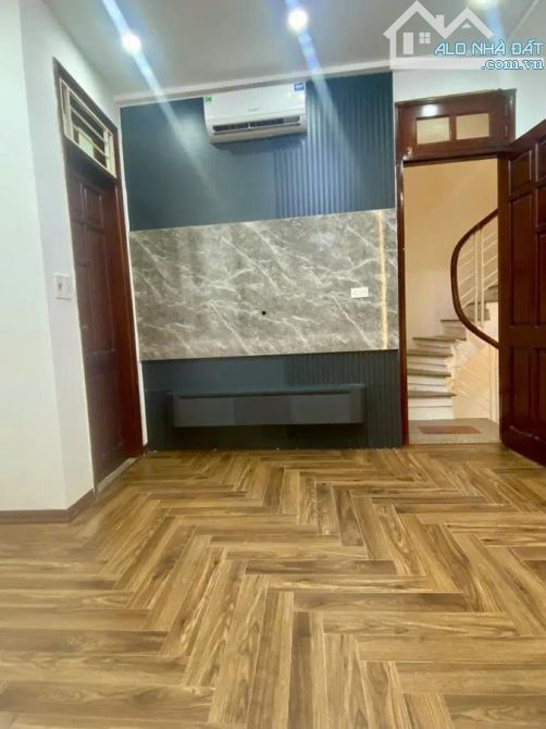 Bán nhà đẹp ở Yên Hòa 5 tầng x 30m2, ngõ nông vị trí đẹp, ảnh thực tế - 2
