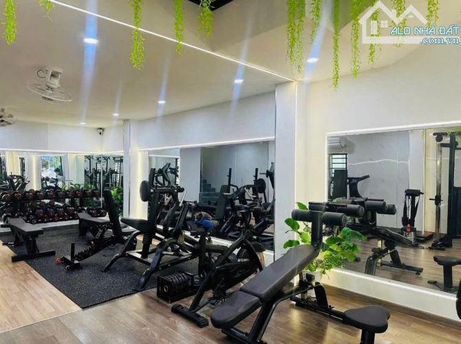 BÁN GẤP NHÀ ĐẸP VỊ TRÍ KINH DOANH ĐƯỜNG 7M5 KHU NAM VIỆT Á 100M2  SẴN 2 TẦNG CHỈ  8 TỶ - 2
