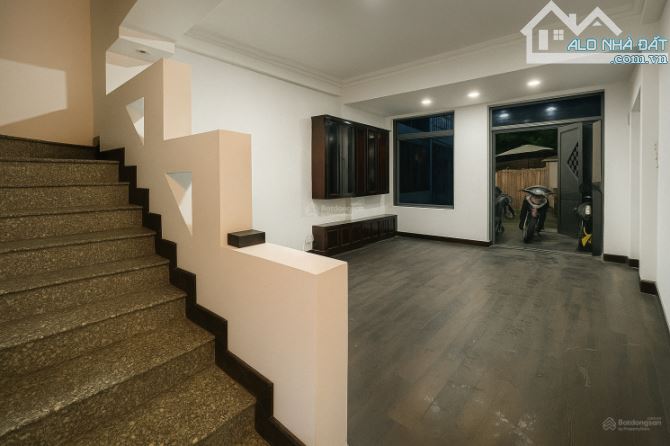 MẶT TIỀN ĐẮC ĐỊA - VỊ TRÍ VÀNG TRUNG TÂM PHÚ NHUẬN ĐƯỜNG TRẦN HỮU TRANG - 2
