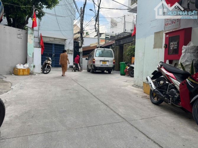 CHỈ 5.7 TỶ NHÀ HUỲNH ĐÌNH HAI, BÌNH THẠNH, 52M2, 3PN, HẺM THÔNG TỨ TUNG - 2
