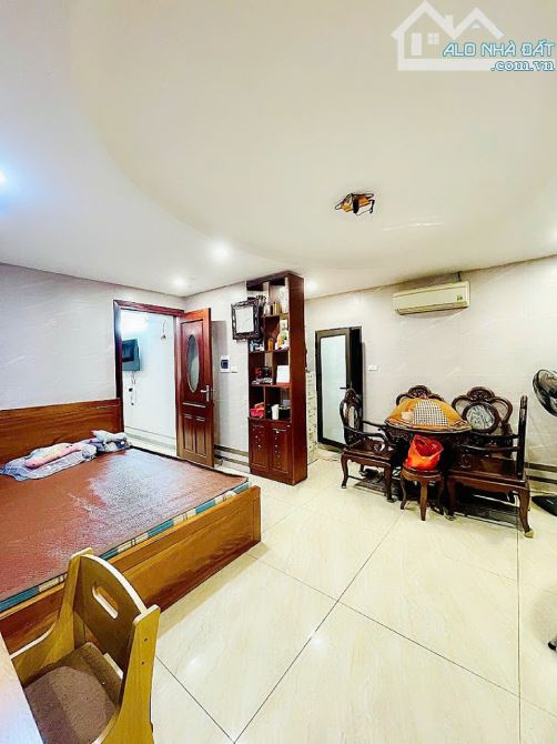 CĂN HỘ TẬP THỂ TRUNG TÂM THANH XUÂN – TẦNG 2 – 3 PHÒNG NGỦ – CÁCH PHỐ VÀI BƯỚC - 2