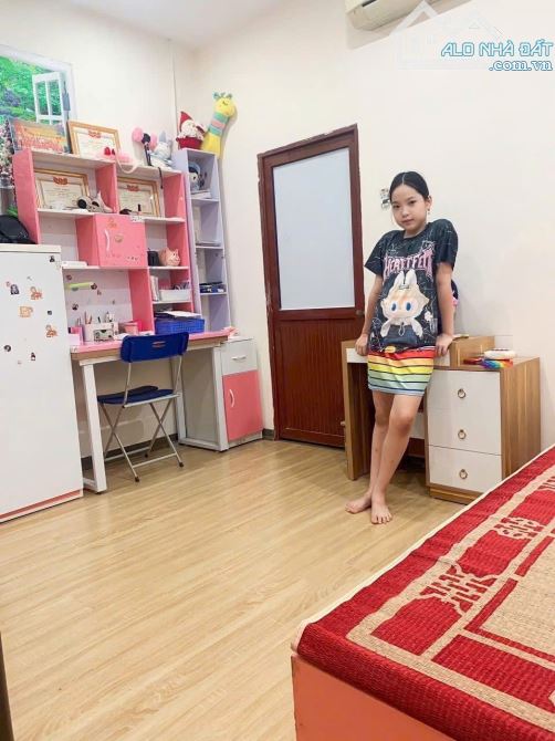 Cho thuê nhà ngõ phố Nguyễn Trãi Thanh Xuân 25m x 4 tầng, giá 6.5tr/ tháng - 2