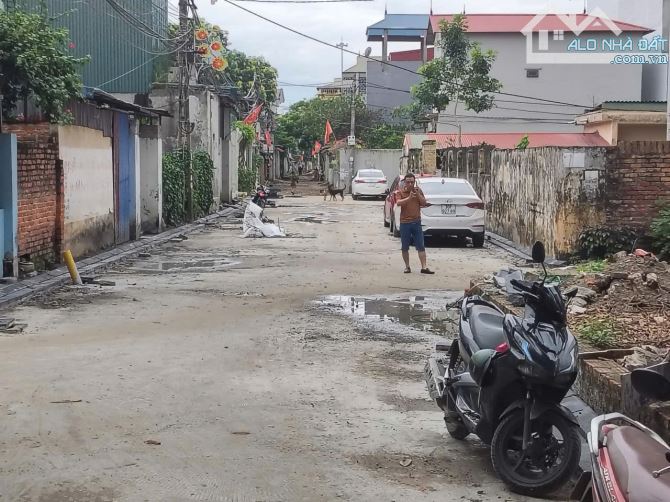 CHỦ 58 m2 TRỤC CHÍNH( KINH DOANH) GIÁ 4.1 TẠI LƯƠNG QUY- XUÂN NỘN - 2