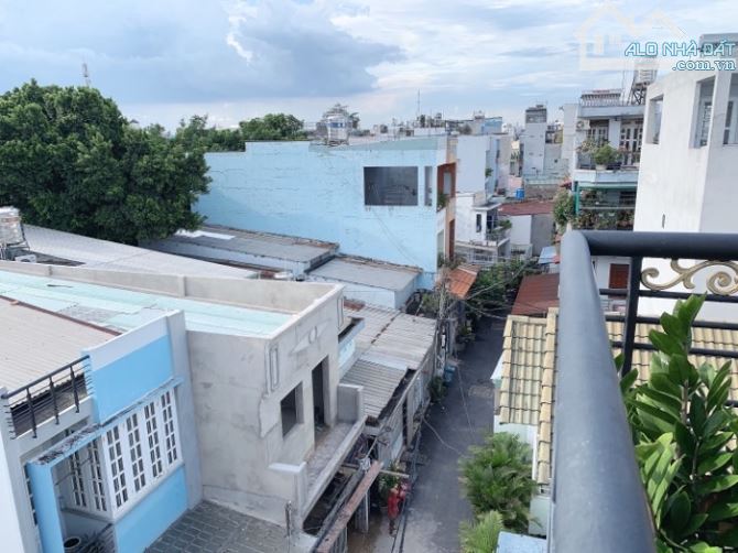 CẦN BÁN NHÀ 1 TRỆT 3 LẦU + SÂN THƯỢNG, HẺM XE HƠI VÀO NHÀ – KHU TRUNG TÂM GÒ VẤP - 2