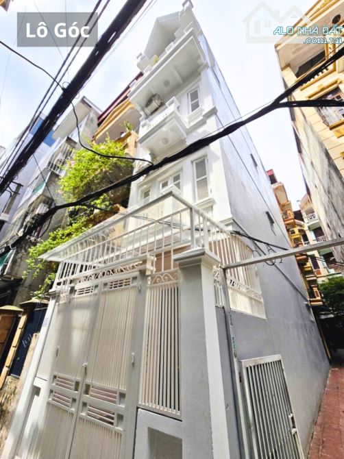 BÁN NHÀ QUAN HOA, CẦU GIẤY - 47M2 - Ô TÔ ĐỖ CỬA - LÔ GÓC - GIÁ 13 TỶ - 2
