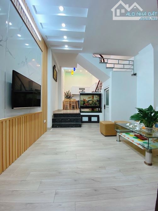 Bán nhà ĐẸP phân Lô Đền Lừ -Hoàng Mai-Dt 30m2 x5 tầng giá 12,9 tý ,ô tô. - 2