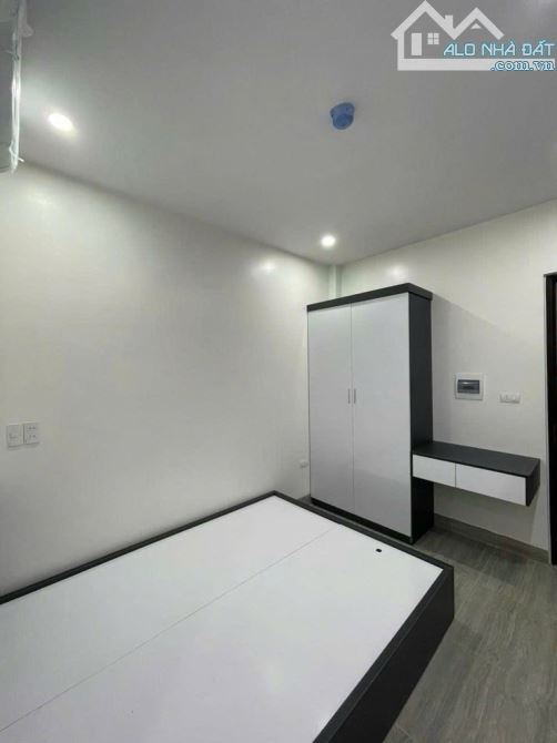 BÁN CCMINI , Trần Thái Tông ,60M , 6TẦNG, MT 4m ,15Phòng , DT 75tr/th, Ngõ Thông Ba Gác - 2