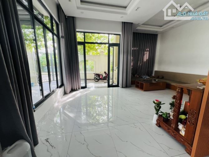Đặng Thuỳ Trâm bình Thạnh 184m2 4 tầng giá chỉ nhỉnh 32 tỷ - 2