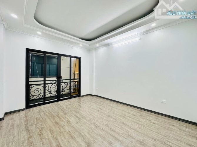 Nhà đẹp nhất khu vực, nhà mới, full nội thất, 42m 4 tầng chỉ có 7,7 tỷ - 2