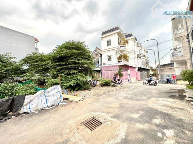 CHỦ NGỘP GỞI BÁN LÔ ĐẤT HÓA AN KDC VIP CỔNG SAU CTY PONCHEN, 4X22,5=92M2, THỔ CƯ 100%,ĐƯỜN - 2