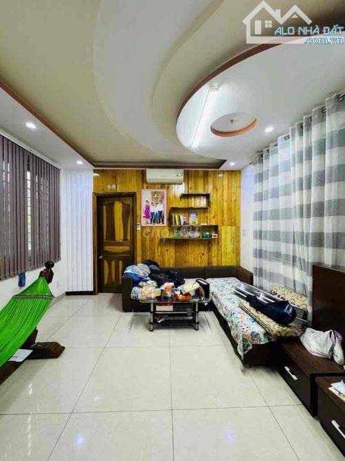 NHÀ 2 TẦNG KHUÔNG VIỆT HÀNG XÓM ĐẦM SEN - DT 60M2 NHỈNH 6 TỶ - 2