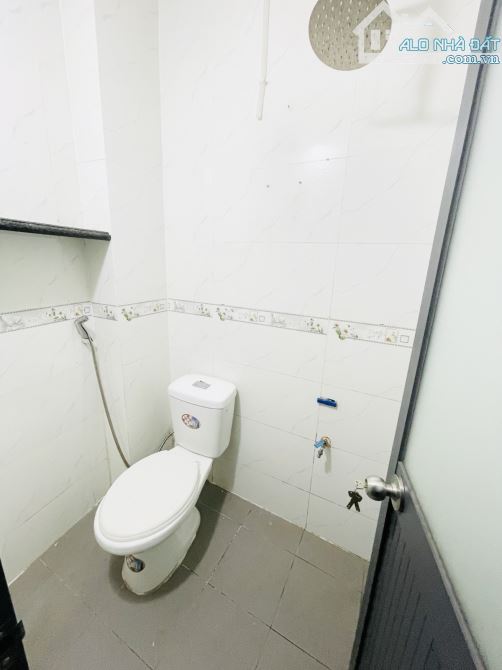 Quận 7 - Đường số - Số A4 - 2 tầng - Giá 4.45 Tỷ - 2