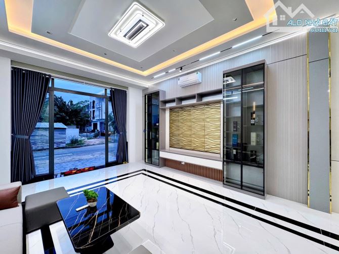 Nhà 1 Trệt 2 Lầu Đường Số 1 Văn Hoá Tây Đô dtsd 240m2 giá 6,1 tỷ Cái Răng Cần Thơ - 2