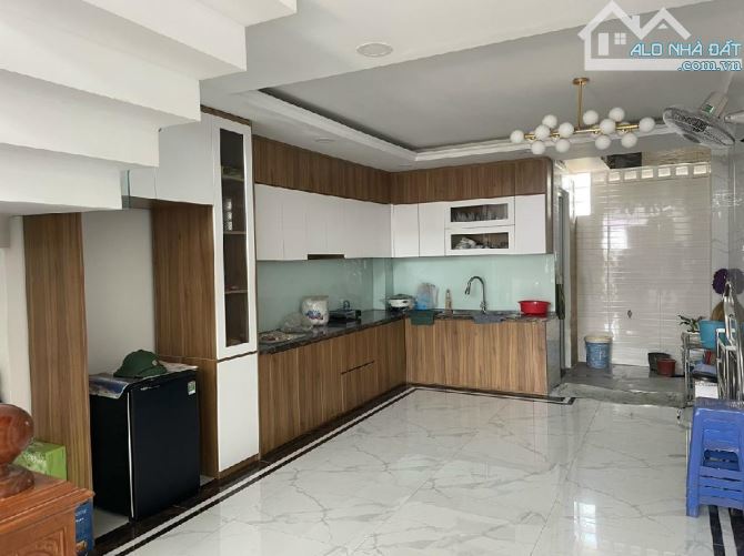 Nhà cần bán 64m² 5 Tầng-Q12 chỉ 10m ra mặt tiền Hà Huy Giáp- Giá 6.35 tỷ. - 2