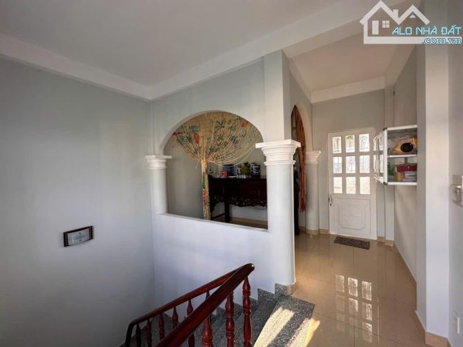 Bán nhà mặt tiền Thạnh Lộc 29 Q12-68m² 4 tầng-Hẻm tải thông nhau-Giá 7.1 tỷ - 2