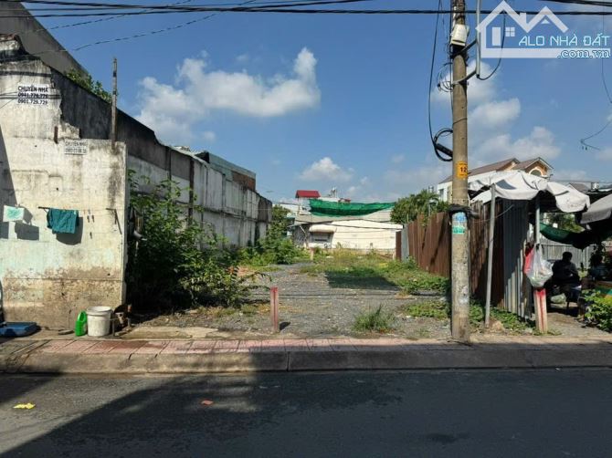 BÁN ĐẤT ĐẸP MTKD, NGAY LÃ XUÂN OAI,62M, CHỈ 5,X TỶ, NGANG 4 KHÔNG NGÂP NƯỚC - 2
