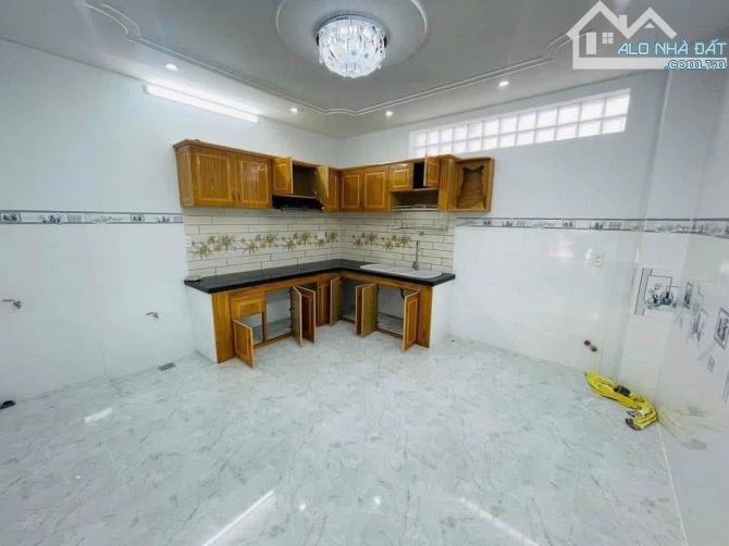 BÁN NHÀ MẶT TIỀN YÊN BÁI. P4. TRUNG TÂM TP VŨNG TÀU - 2