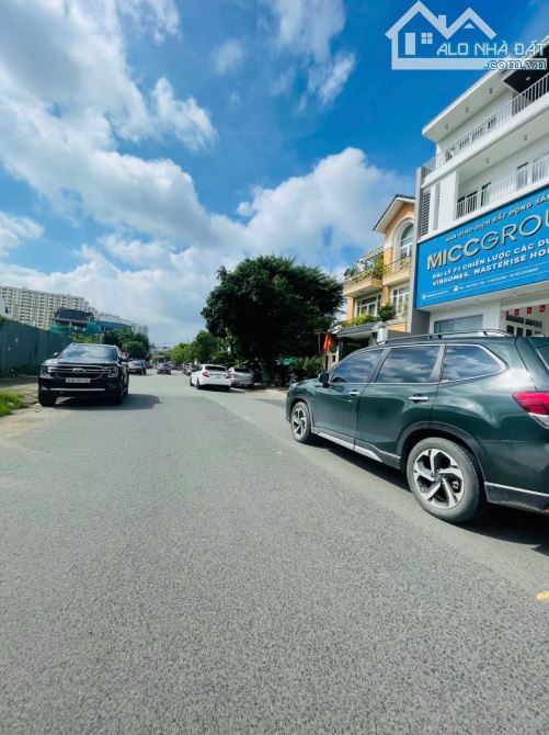 Hàng hot thị trường ! Mặt tiền đường Cao Đức Lân,phường An Phú_Sẵn C4 200m2 ngang 10m xây - 2