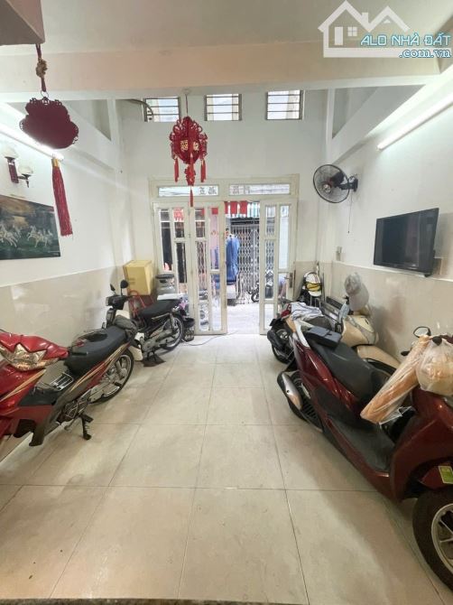 CHỐT HÀNG 7T,NGỘP GẤP,NGUYỄN TRÃI QUẬN 5 DT 45M2 5 TẦNG 6PN HẺM 4M. - 3