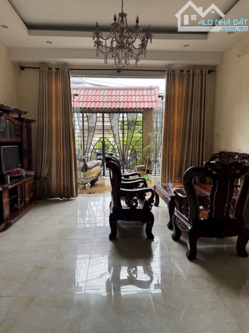 MẶT TIỀN KINH DOANH NHÀ NGANG (6M #_HIẾM) TRUNG MỸ TÂY _ 3 TẦNG BTCT - 120M2 - ĐƯỜNG NHỰA - 3