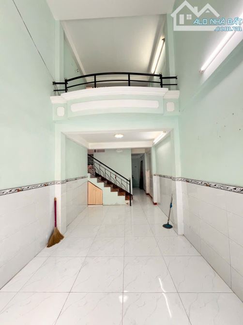 Bán nhà hẻm ba gác tại đường Cách Mạng Tháng 8 Q3 Dt(3.8 x 12m) giá 6.9 tỷ - 3