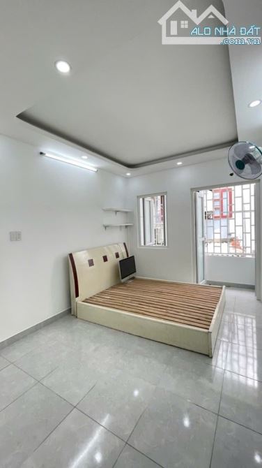 Nguyễn Đình Xu, phường Cầu Ông Lãnh Tp Hồ Chí Minh 27m2 GIÁ 3.7tỷ - 3