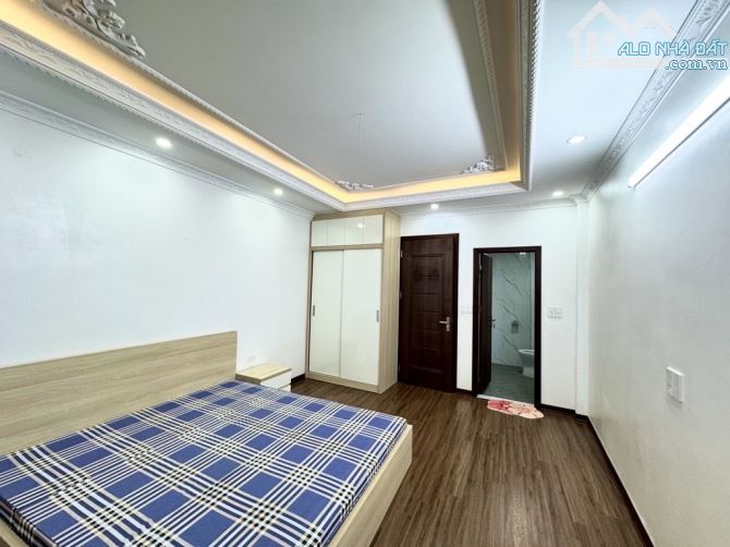 NHÀ HAI_BÀ_TRƯNG- NGÕ NÔNG, GẦN MẶT PHỐ- H.Xóm TIME CITY- 36m* 5 tầng- - 3