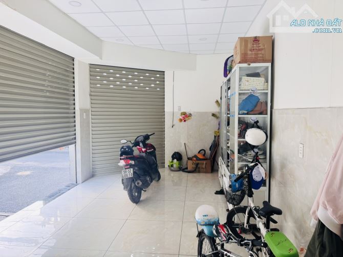 BÁN NHÀ LÔ GÓC 2 MT ĐƯỜNG SỐ 8, LINH XUÂN - 3