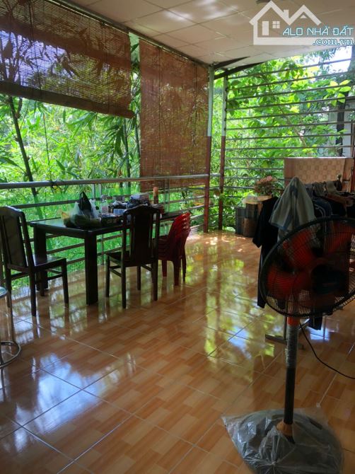 BÌNH CHIỂU NHÀ CẤP 4 SỔ CHUNG ĐƯỜNG Ô TÔ DT 50 M2 GIÁ 1,3 TỶ TL - 3