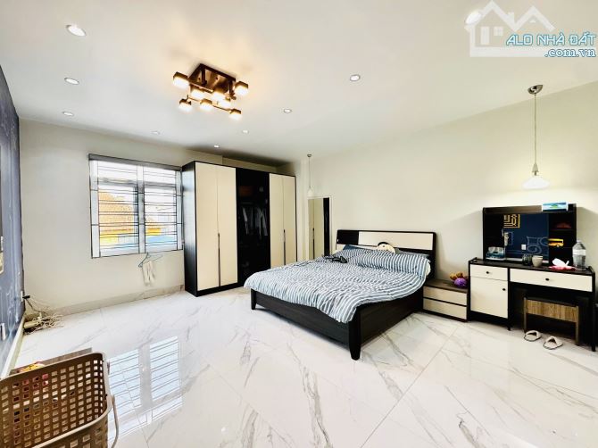 🏡BÁN NHÀ 4,5 TẦNG MẶT CHỢ LƯƠNG VĂN CAN NGÔ QUYỀN 62M GIÁ 8,x TỶ - 3