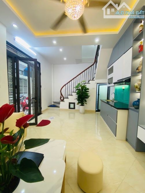 Bán nhà Hoàng Mai phân khúc 6-7 Tỷ Ô TÔ ĐỖ CỬA - 3
