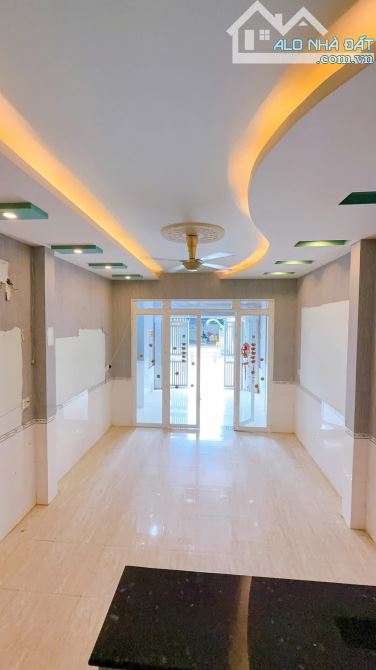 BÁN NHÀ 2 LẦU MẶT TIỀN Đ.TRẦN HOÀNG NA GẦN Đ.NGUYỄN VĂN CỪ - 3