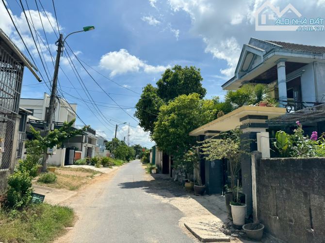 Bán đất 3 mặt tiền KDC giữa Đ.Trần Bình Trọng - Đ.Lê Thánh Tông - 3