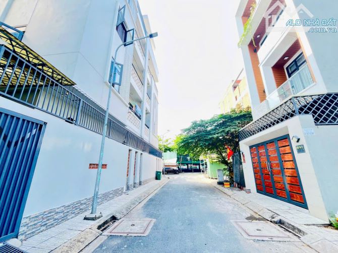 HÀNG HIẾM Nhà 4 Tầng Khu Center Home Trường Thọ, Hẻm Xe Hơi Đường Số 11 Thu Nhập 20 Triệu/ - 3