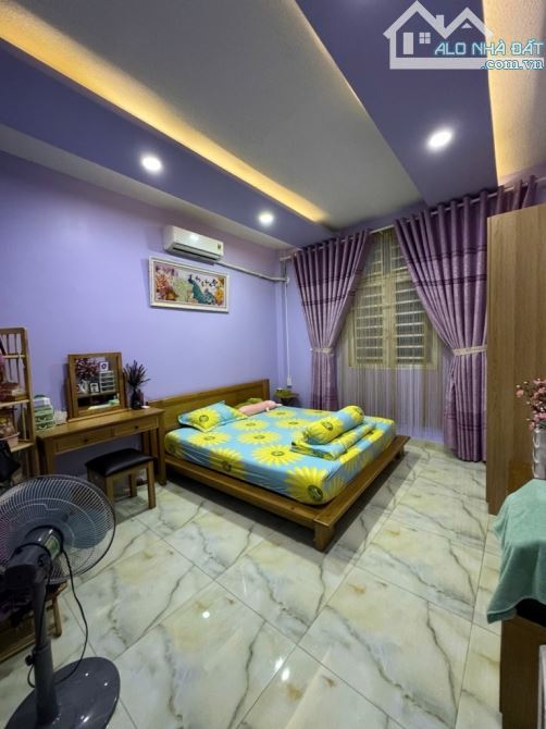 Bán gấp nhà đẹp ở ngay Bùi Minh Trực 60m2, xe hơi đỗ cửa, nở hậu đẹp, SHR, HCĐ, chỉ 6.95tỷ - 3