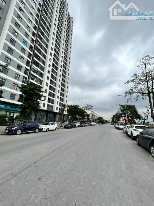 Bán nhà nguyên căn mặt đường 40m tại Trâu Quỳ/Gia Lâm, 83m2 6 tầng 2 mặt tiền giá tốt - 3
