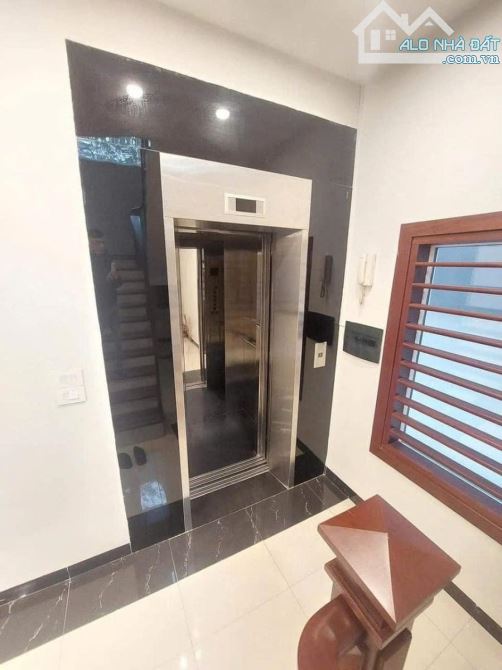 Bán Biệt Thự Vườn Đào - Tây Hồ - 2 Mặt ngõ Vỉa hè Thang máy. DT 255M2. Giá 150 Tỷ. - 3