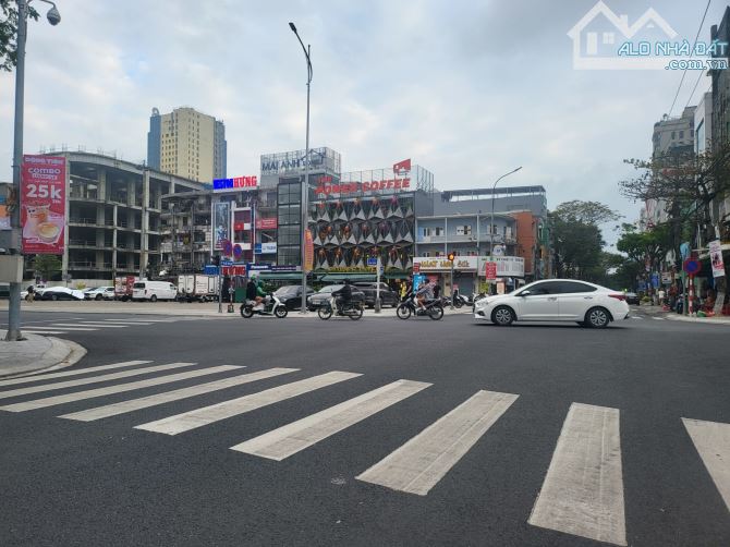 🔥⭐Chào Bán Nhà Chính Chủ :Nguyễn Chí Thanh -Thạch Thang -Hải Châu :110m2- 4Tầng -21T 🌻DT - 3