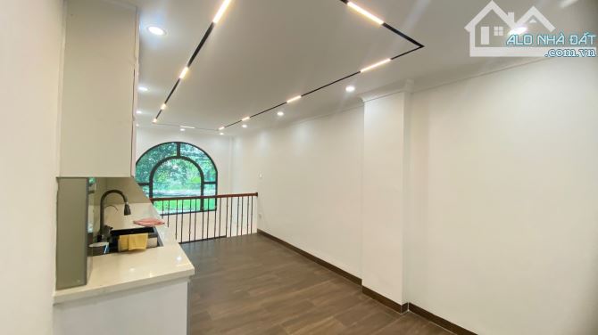 🏠🏠 SIÊU PHẨM NHÀ 7 TẦNG THANG MÁY - VỊ TRÍ VÀNG- TRƯỚC NHÀ 2 Ô TÔ TRÁNH, Ô TÔ ĐỖ NGÀY ĐÊ - 3