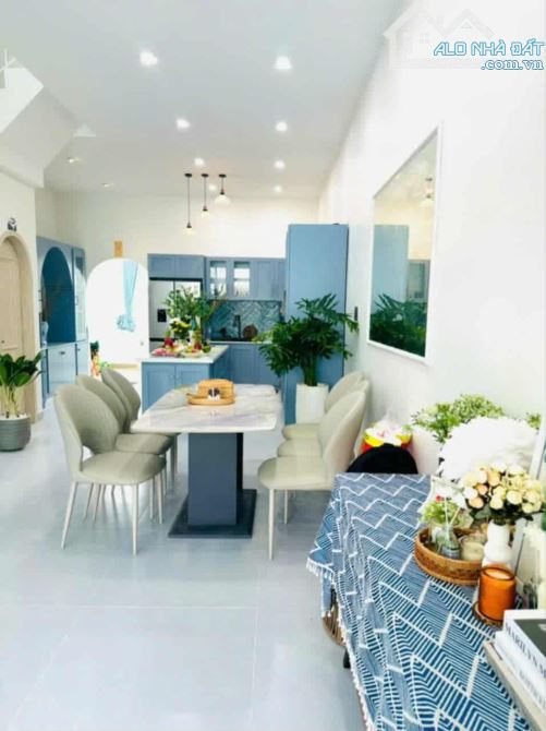 Cần bán gấp căn nhà 2 tầng ở Đường Võ Văn Đồng, khu vực Tân trà - 3