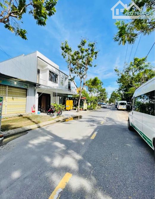 CHÍNH CHỦ CẦN BÁN 120M2 NGANG 6M ĐƯỜNG 7,5M KHU ĐÔ THỊ NAM VIỆT Á. GIÁ TỐT ! GỌI HƯƠNG - 3