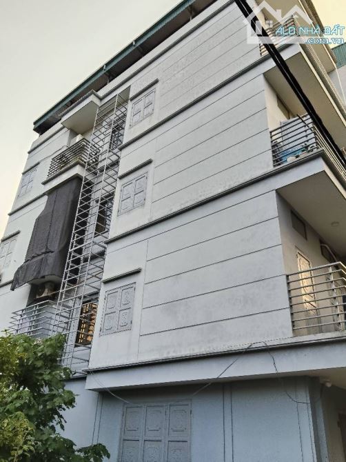 THẠCH BÀN LONG BIÊN 60m2 x 5tầng - Chủ móm tiền phải bán 👉Nhà dòng tiền đang vận hành ổn - 3
