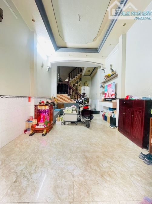 TRẦN HƯNG ĐẠO QUẬN 5, HẺM 4M CÁCH MT 20M DT 50M2 4 TẦNG MỚI ĐẸP. - 3