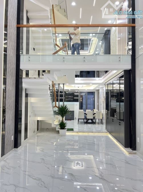 TÌM TỔ ẤM CHO GIA ĐÌNH – NHÀ ĐẸP 70M² – 5 PHÒNG NGỦ – BÌNH TÂN – GIÁ CHỈ 6.7 TỶ 🌿 - 3