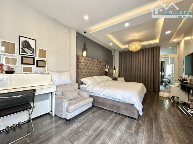 Bán Gấp Nhà MT Đường Hoa Lan, Phú Nhuận, DT 4 x 16m, 4 Tầng, Chỉ 26.5 Tỷ - 3